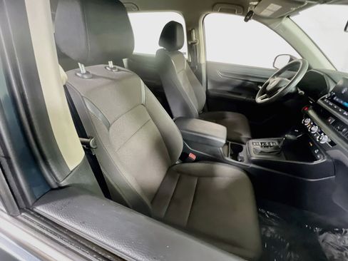 Used 2023 Honda CR-V LX image 25