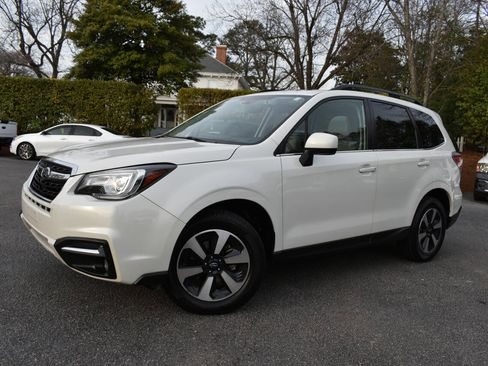 Used 2018 Subaru Forester 2.5i Limited image 46