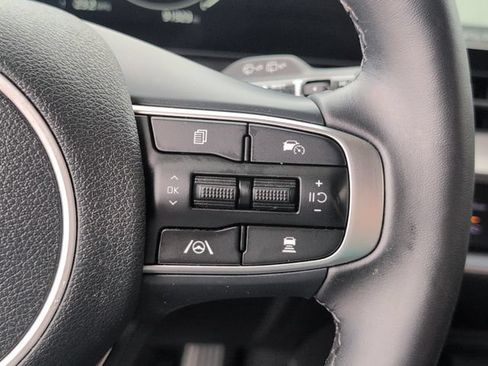 Used 2024 Kia Sportage SX FWD image 25