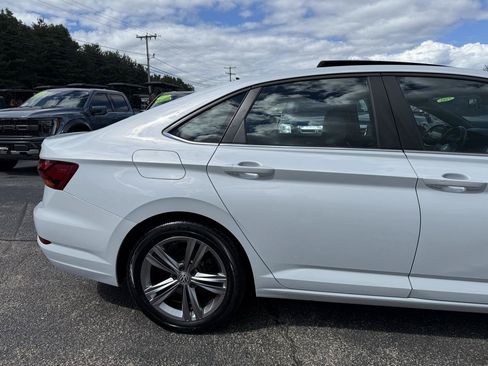 Used 2019 Volkswagen Jetta R-Line FWD image 14