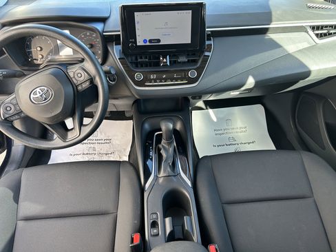 Used 2023 Toyota Corolla LE image 17