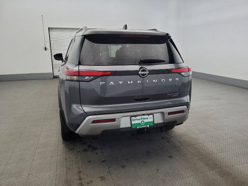 Used 2022 Nissan Pathfinder Platinum w/ Cargo Package AWD/4WD image 6
