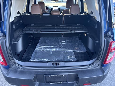 Used 2024 Ford Bronco Sport Outer Banks w/ Tech Package image 5