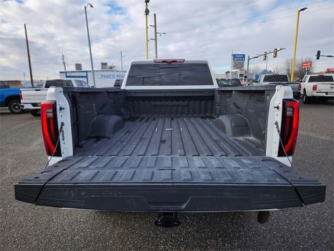 Used 2024 GMC Sierra 2500 Denali w/ Denali Reserve Package image 43