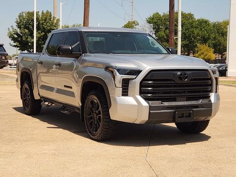 Used 2024 Toyota Tundra SR5 AWD/4WD image 2