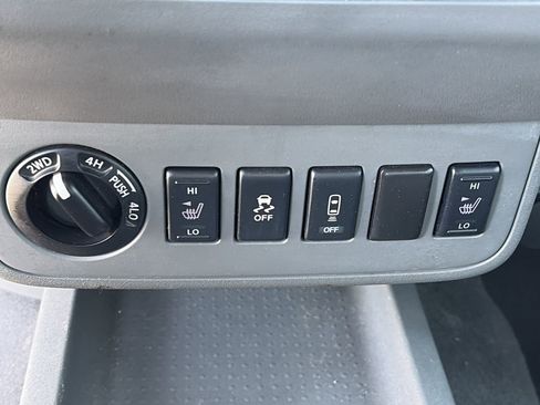 Certified 2019 Nissan Frontier SV w/ Value Truck Package image 15