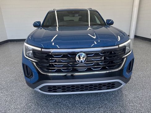 New 2025 Volkswagen Atlas Cross Sport SE image 7