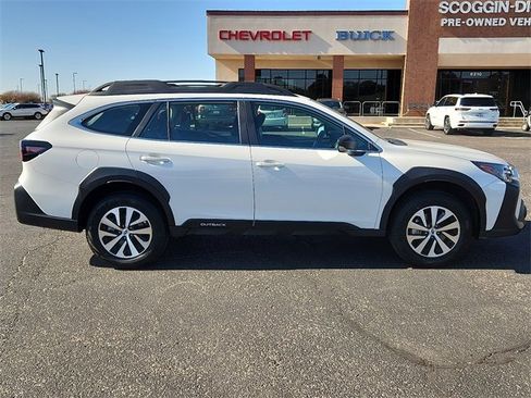 Certified 2025 Subaru Outback image 5
