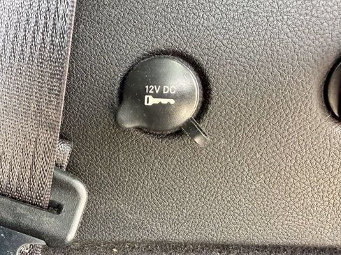 Used 2014 Dodge Durango R/T w/ Technology Group AWD/4WD image 18