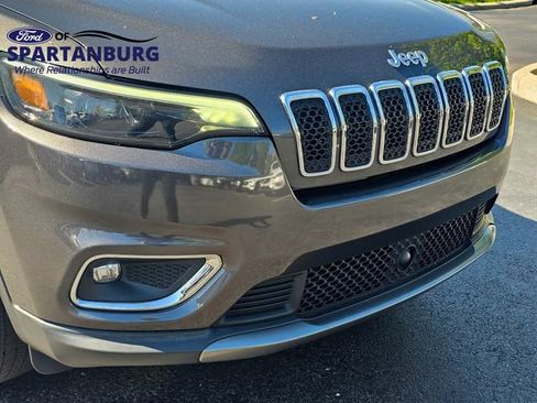 Used 2022 Jeep Cherokee Limited AWD/4WD image 3