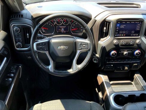 Used 2020 Chevrolet Silverado 1500 RST AWD/4WD image 6