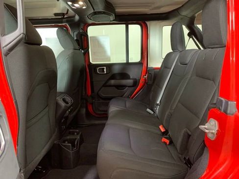 Used 2023 Jeep Wrangler Sahara image 25