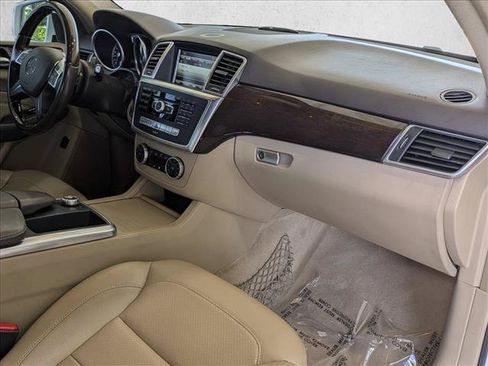 Used 2015 Mercedes-Benz ML 350 2WD image 21