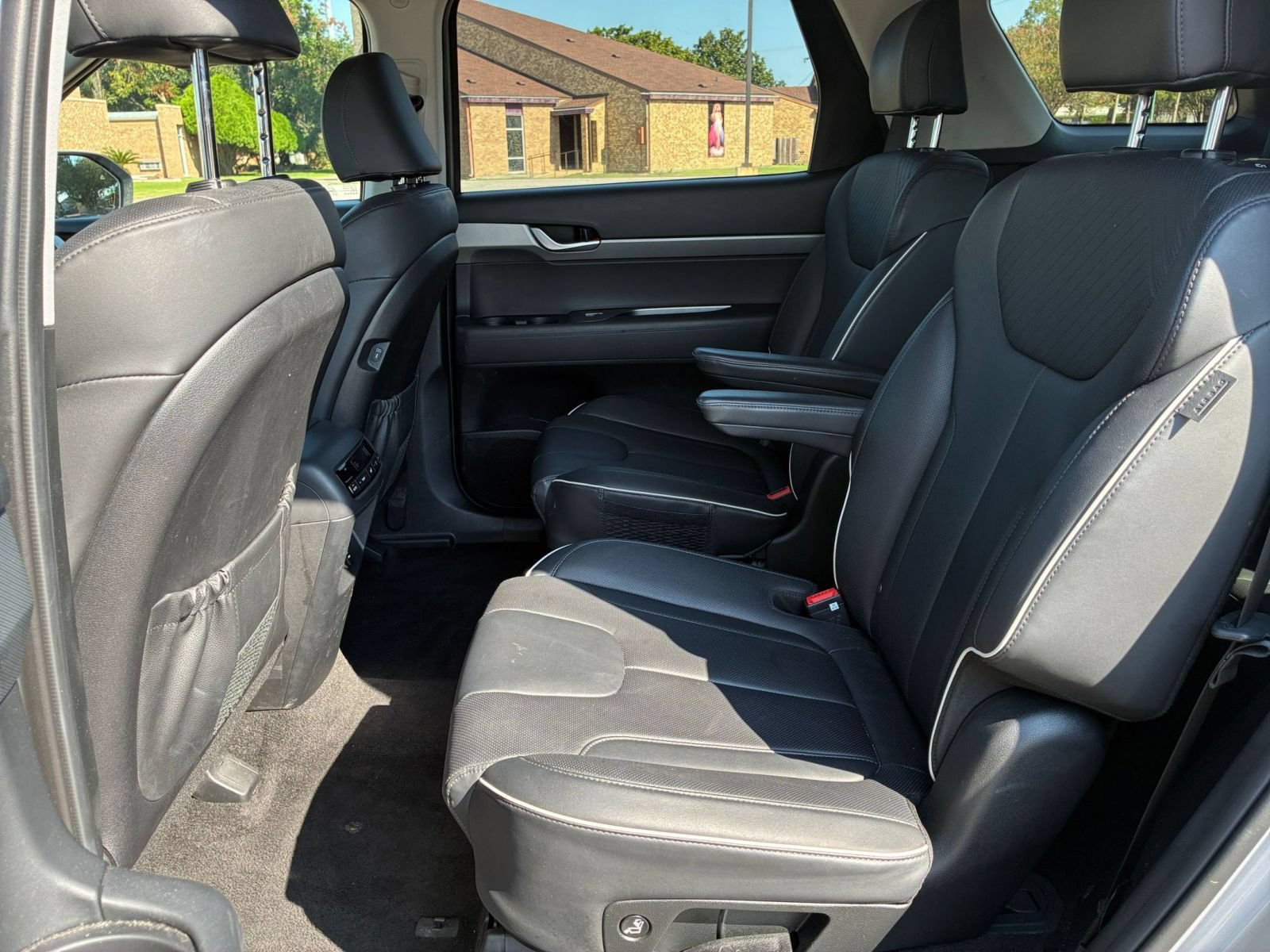 Used 2025 Hyundai Palisade SEL FWD image 28