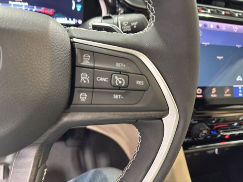 New 2024 Jeep Grand Cherokee Limited 4xe image 25