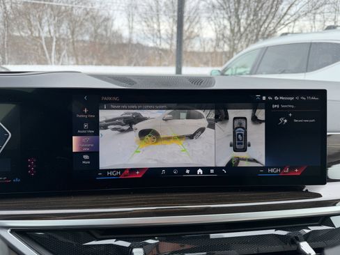 Used 2024 BMW X7 xDrive40i w/ Executive Package image 22