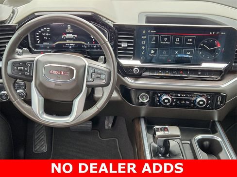 Used 2022 GMC Sierra 1500 SLT w/ SLT Convenience Package image 24