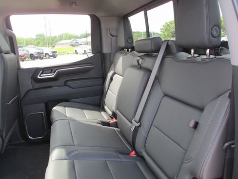 New 2026 GMC Sierra 1500 SLT w/ SLT Premium Plus Package AWD/4WD image 13