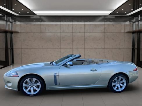 Used 2007 Jaguar XK Convertible RWD image 2