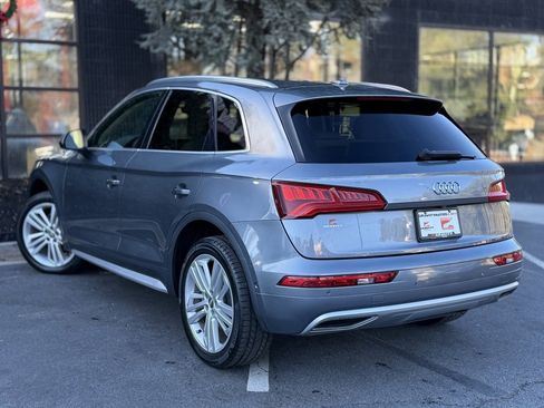 Used 2019 Audi Q5 Prestige w/ Prestige Package image 19