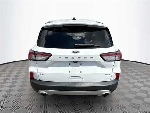 Used 2021 Ford Escape SE image 8