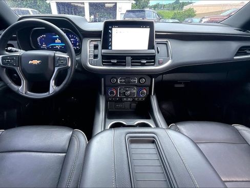 Used 2023 Chevrolet Tahoe Premier w/ Premium Package RWD image 9