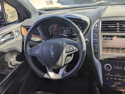 Used 2017 Lincoln MKC Reserve image 17