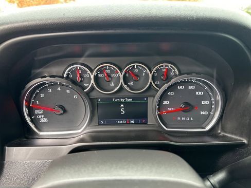 Used 2021 Chevrolet Silverado 1500 LT Trail Boss w/ Convenience Package II image 22