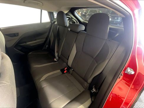 Used 2025 Subaru Crosstrek 2.5i Premium AWD/4WD image 32