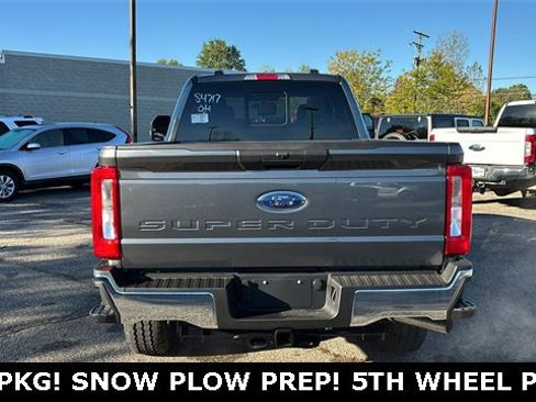 New 2026 Ford F350 XLT image 30