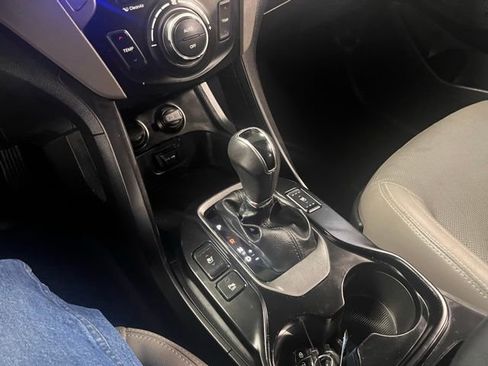 Used 2015 Hyundai Santa Fe GLS w/ Option Group 03 FWD image 29