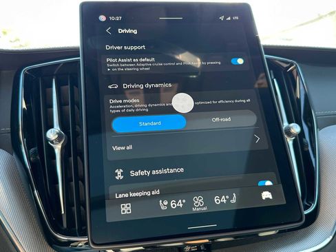 New 2026 Volvo XC60 B5 Ultra w/ Climate Package image 31