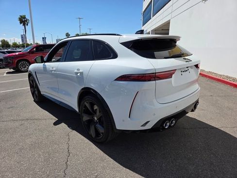 Used 2025 Jaguar F-PACE SVR image 4