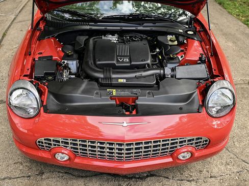 Used 2002 Ford Thunderbird RWD image 16