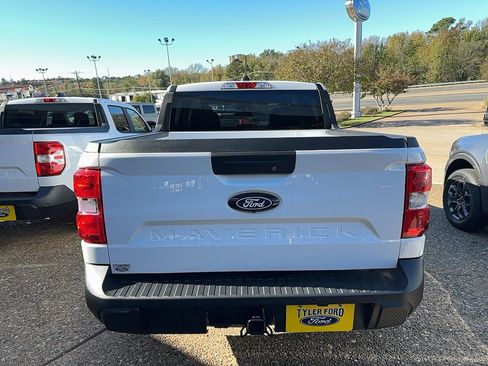 New 2025 Ford Maverick XLT w/ XLT Luxury Package image 6