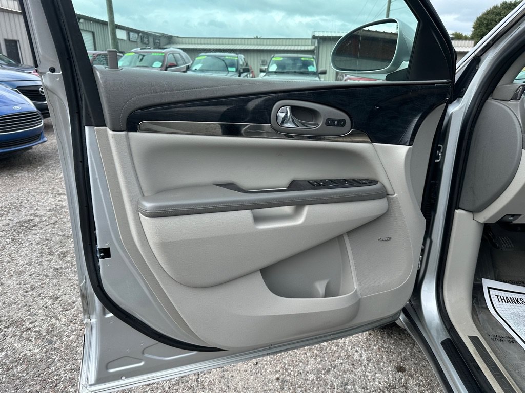 Used 2016 Buick Enclave Leather FWD image 11