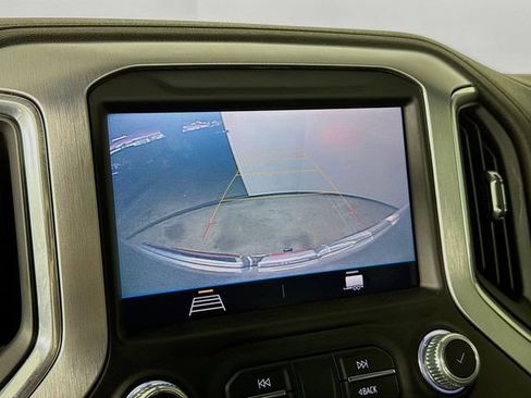 Used 2022 GMC Sierra 1500 Elevation RWD image 9