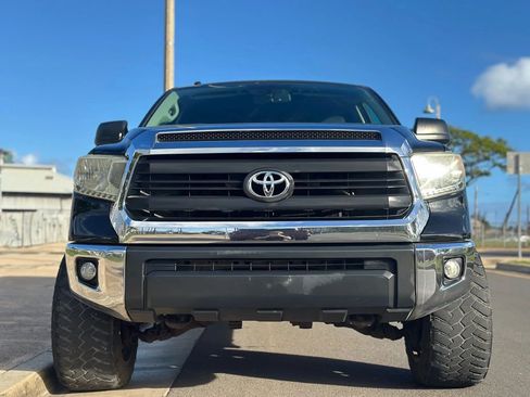 Used 2014 Toyota Tundra SR5 w/ TRD Off Road Package image 7
