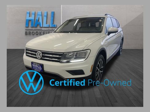 Certified 2020 Volkswagen Tiguan SE image 1