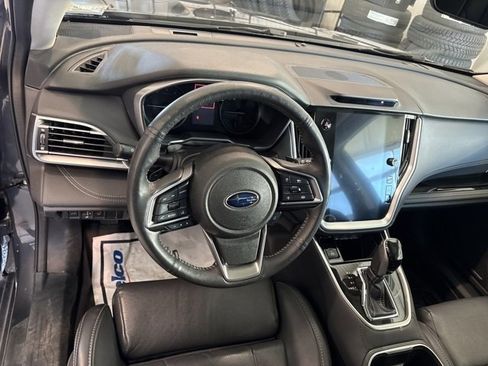 Used 2023 Subaru Outback Limited image 12