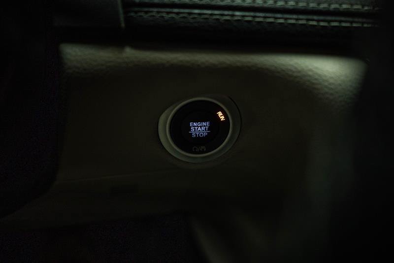 Used 2024 Chrysler Pacifica Limited FWD image 18