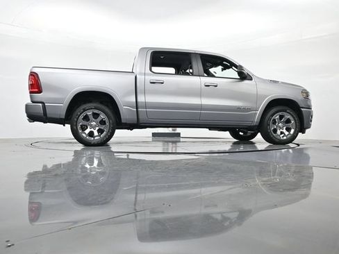 Used 2025 RAM 1500 Big Horn AWD/4WD image 34