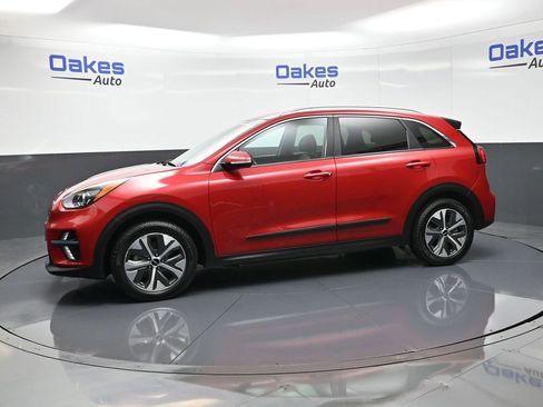 Used 2022 Kia Niro EX Premium image 5