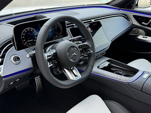 New 2026 Mercedes-Benz E 53 AMG e 4MATIC Sedan image 23