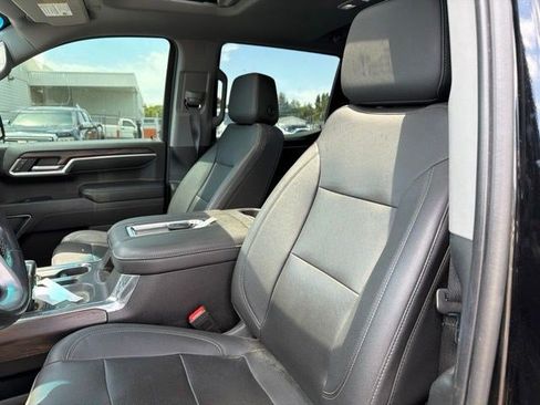 Used 2022 GMC Sierra 1500 SLT w/ SLT Premium Plus Package AWD/4WD image 12
