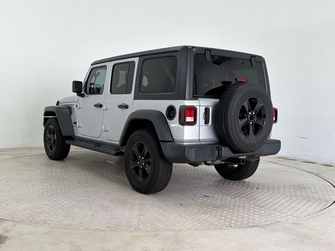 Used 2023 Jeep Wrangler Unlimited Sport AWD/4WD image 3