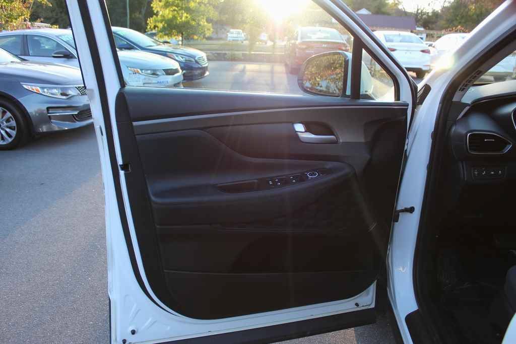Used 2019 Hyundai Santa Fe SEL FWD image 10