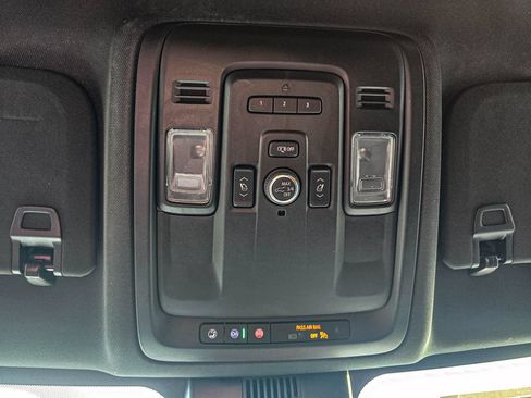 Used 2023 Chevrolet Tahoe LT w/ Luxury Package AWD/4WD image 25