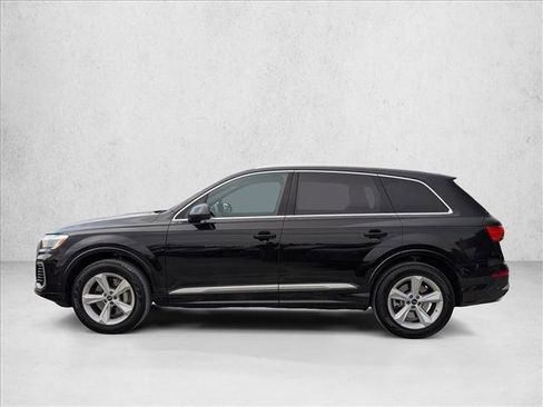 Certified 2025 Audi Q7 3.0T Premium w/ Convenience Package image 9