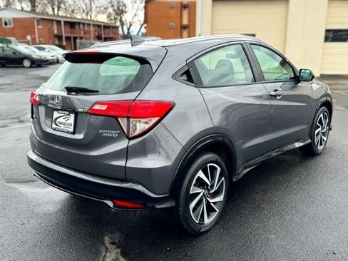 Used 2020 Honda HR-V Sport image 8